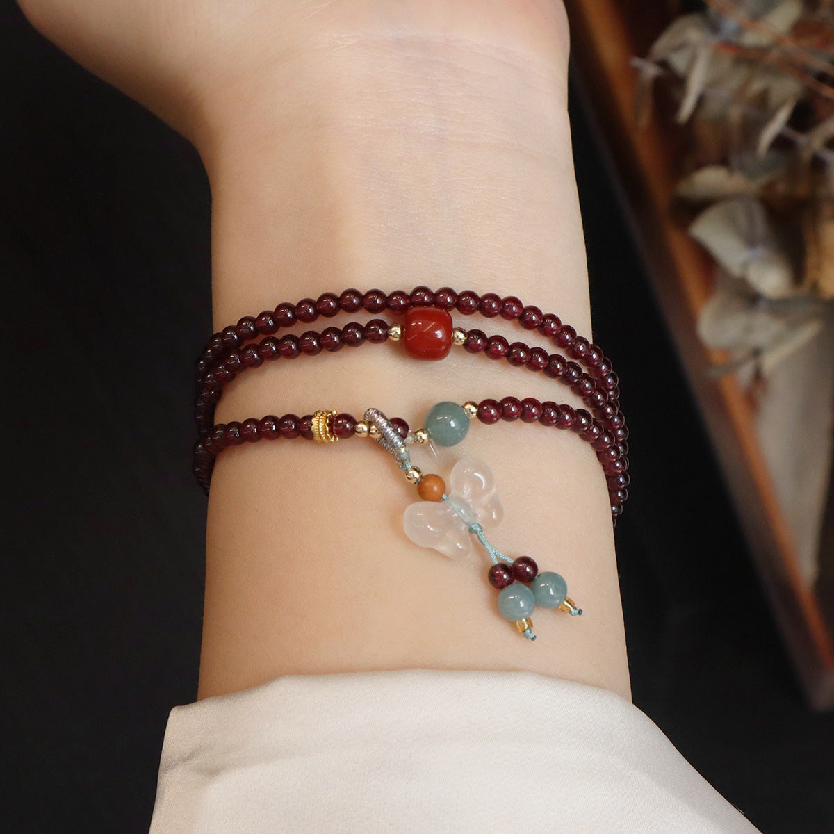 Garnet Beaded Bracelet for Love Attraction with Jadeite Pendant and Red String
